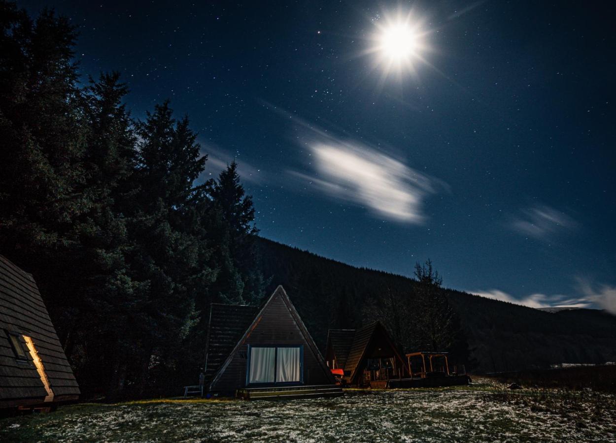 The Triangle Lodge Invergarry Exteriör bild
